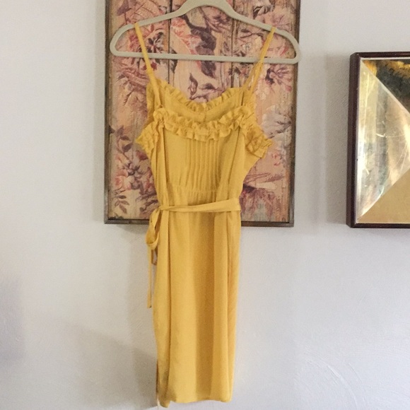 FOREVER 21 💯% SILK YELLOW BUTTON FRONT DRESS M - Picture 8 of 8